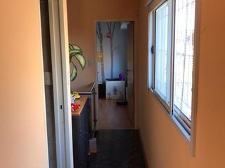 Foto 10 de Venta de Duplex 3 Amb.  en Ramos Mejía  Muy Buen Estado  C/Patio y Cochera