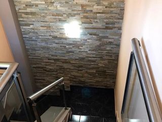 Foto 20 de Venta de Duplex 3 Amb.  en Ramos Mejía  Muy Buen Estado  C/Patio y Cochera