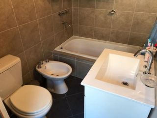 Foto 18 de Venta de Duplex 3 Amb.  en Ramos Mejía  Muy Buen Estado  C/Patio y Cochera