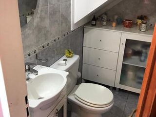 Foto 17 de Venta de Duplex 3 Amb.  en Ramos Mejía  Muy Buen Estado  C/Patio y Cochera