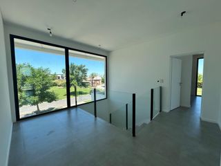 Foto 33 de Casa en  venta a la laguna en Canton Golf ESPECTACULAR VISTA ABIERTA