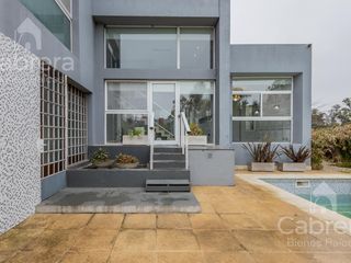 Foto 15 de Venta de casa en Club de Campo en La Plata.