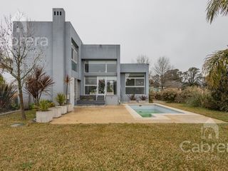 Foto 16 de Venta de casa en Club de Campo en La Plata.