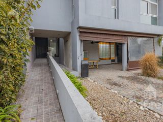 Foto 18 de Venta de casa en Club de Campo en La Plata.