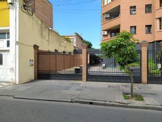 Foto 6 de Inversores! Cochera para auto, varias motos y baulera, Moreno al 300, Barrio Sur