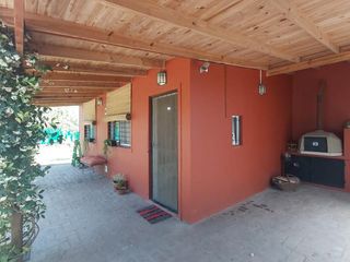 Foto 13 de Venta Casa  quinta con pileta 2 habitaciones- Lobos