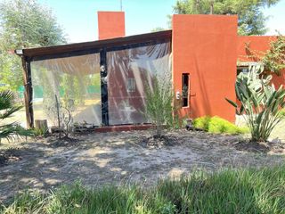 Foto 10 de Venta Casa  quinta con pileta 2 habitaciones- Lobos