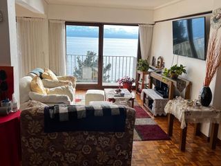 Foto 1 de Venta Departamento en 6 ambientes con vista al lago