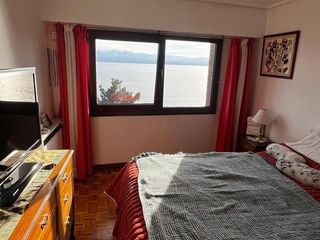 Foto 5 de Venta Departamento en 6 ambientes con vista al lago