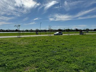 Foto 5 de Lote en Venta, 947m2, en Barrio Los Puentes, Nordelta, Tigre, GBA Norte