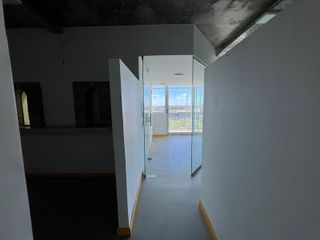 Foto 13 de Oficina alquiler Puerta Norte