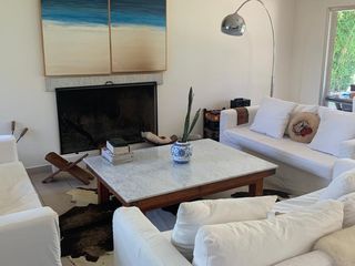 Foto 2 de Muy linda casa en Santa Barbara alquiler
