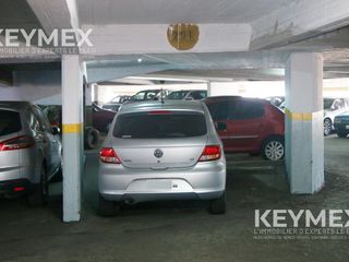 Foto 1 de Venta de Cochera en Balvanera,  Seguridad 24hs Acepta Permuta