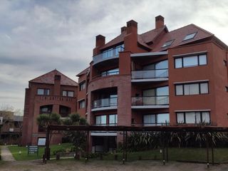 Foto 2 de Departamento en Carilo