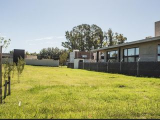 Foto 8 de Terreno en venta - 480Mts2 - José Hernández, La Plata
