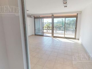 Foto 2 de Alquiler Apto Profesional 48 m2 en Nordelta, con cochera
