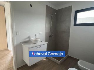 Foto 7 de VENTA de Casa en el barrio Ceibos, Puertos (3 dormitorios (1 en suite), escritorio y jardin)