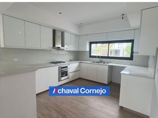 Foto 5 de VENTA de Casa en el barrio Ceibos, Puertos (3 dormitorios (1 en suite), escritorio y jardin)
