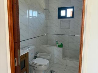 Foto 8 de Casa en venta - 2 Dormitorios 1 Baño - 450Mts2 - La Plata