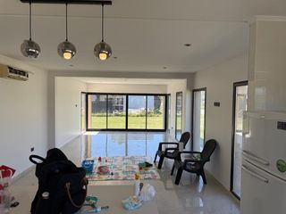Foto 11 de Casa en venta - 2 Dormitorios 1 Baño - 450Mts2 - La Plata