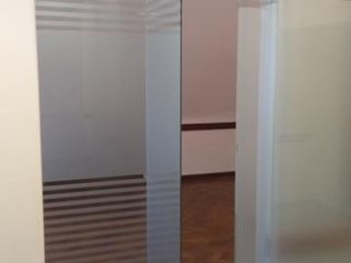 Foto 10 de Gran oficina de 3 despachos frente a Plaza San Martín. Imperdible.