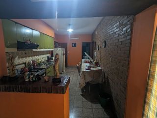 Foto 29 de Casa en venta - 3 Dormitorios 3 Baños - Cochera - 300Mts2 - Villa Elvira, La Plata