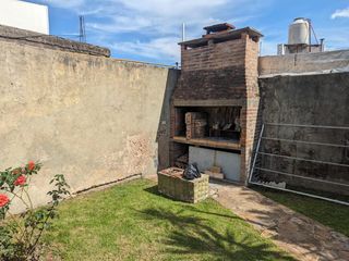 Foto 14 de Casa en venta - 3 Dormitorios 3 Baños - Cochera - 300Mts2 - Villa Elvira, La Plata