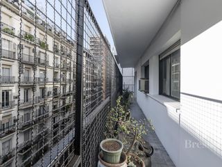Foto 4 de Venta 2 unidades divisibles en torre con seguridad y cochera fija - Recoleta