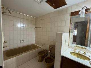Foto 20 de Depto en VENTA céntrico 4 dormitorios, General Roca, Río Negro