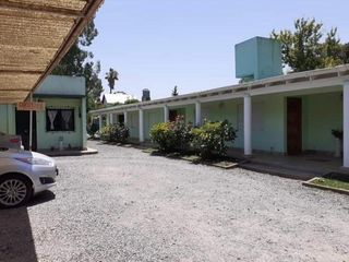 Foto 2 de Edificio Comercial en venta - 8 Dormitorios 7 Baños - Cochera - 1720Mts2 - San Miguel del Monte