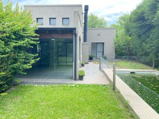 Foto 30 de Casa en  venta en Barrios Las Glorietas - Nordelta