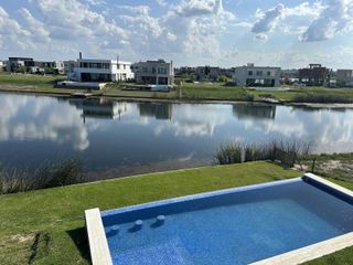 Foto 38 de Casa en  Venta Barrio Costas Puertos Escobar