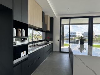 Foto 10 de Casa en  Venta Barrio Costas Puertos Escobar