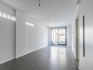 Foto 12 de Departamento 1 embiante. Venta. Recoleta. Balcón. Amenities