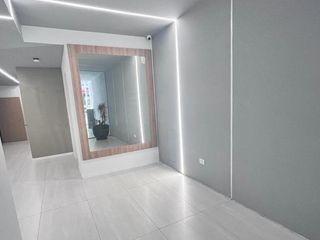 Foto 9 de Departamento 1 embiante. Venta. Recoleta. Balcón. Amenities