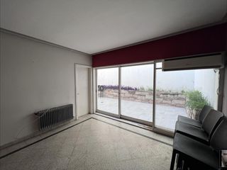 Foto 13 de Casa en Venta en Barrio  Centro.4 dormitorios.Cochera