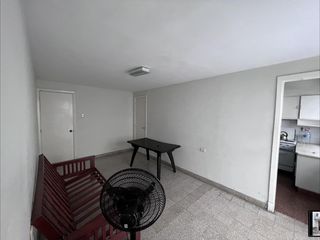 Foto 12 de Casa en Venta en Barrio  Centro.4 dormitorios.Cochera