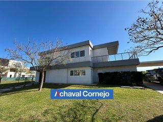 Foto 3 de Casa en venta en Vistas, Puertos (3 dormitorios, 1 en suite, jardin, pileta)