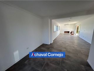 Foto 4 de Casa en venta en Vistas, Puertos (3 dormitorios, 1 en suite, jardin, pileta)
