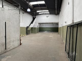 Foto 4 de Depósito en Pompeya