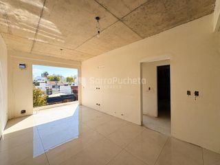Foto 11 de Venta departamento 3 ambientes con jardin en Ramos Mejia.