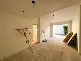 Foto 4 de Venta departamento 3 ambientes con jardin en Ramos Mejia.