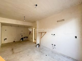 Foto 3 de Venta departamento 3 ambientes con jardin en Ramos Mejia.