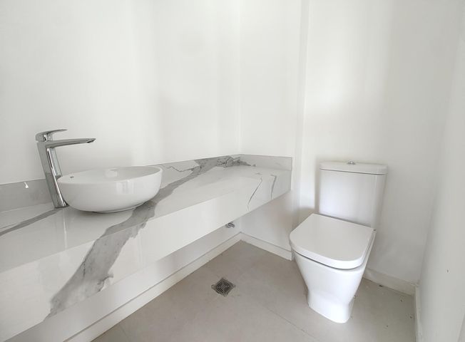place photo 49