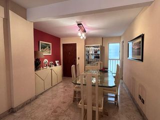 Foto 4 de IMPERDIBLE OPORTUNIDAD - 5 AMBIENTES C/ COCHERA FIJA CUBIERTA Y BALCON DOBLE - REFACCIONADO - BOEDO