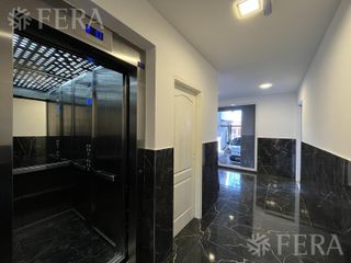 Foto 3 de Venta de Departamento 2 ambientes con balcón y parrilla en Bernal