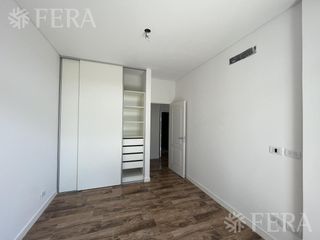 Foto 10 de Venta de Departamento 2 ambientes con balcón y parrilla en Bernal