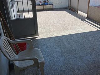 Foto 1 de Departamento   Galpon - Temperley