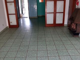 Foto 10 de Departamento   Galpon - Temperley