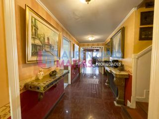 Foto 2 de VENTA O ALQUILER - CASA 5 AMB. CON PATIO, TZA, COCHERA Y ASCENSOR EN VILLA DEVOTO